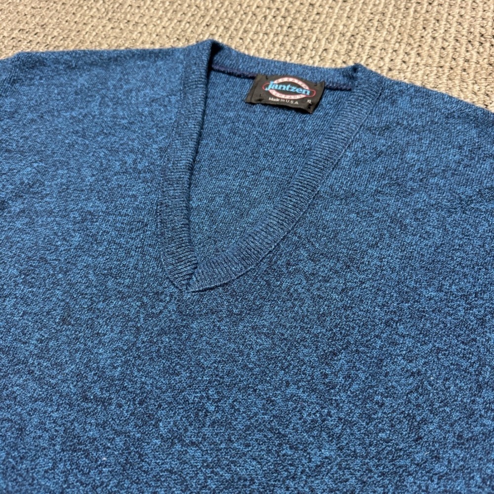 Vintage Jantzen‎ Men's V Neck Speckled Blue Sweater XL Made in USA Oversize